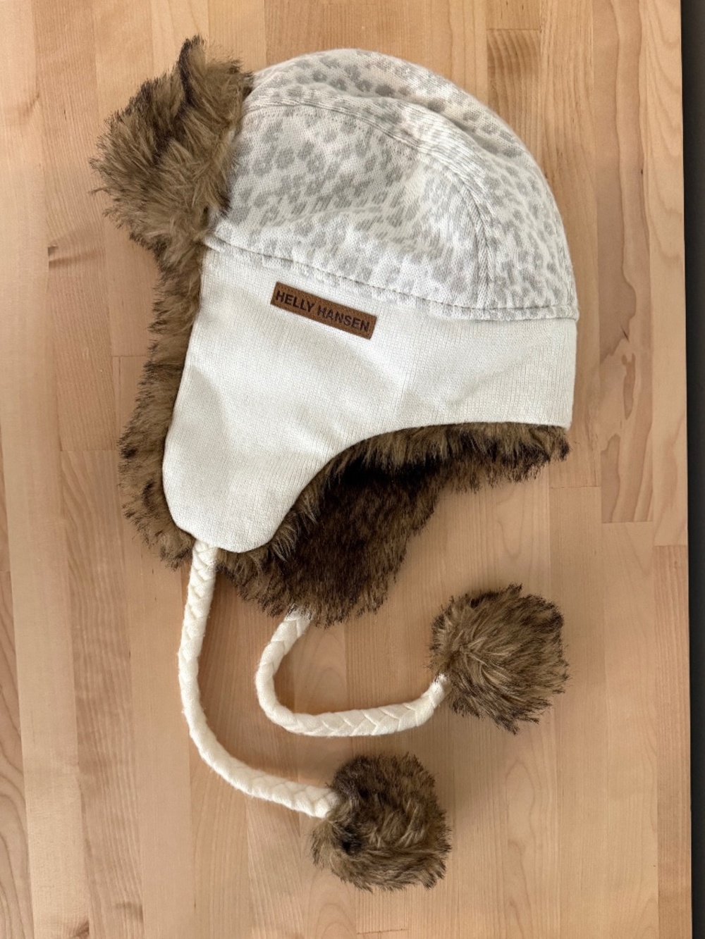 Helly Hansen bearfur ear flap